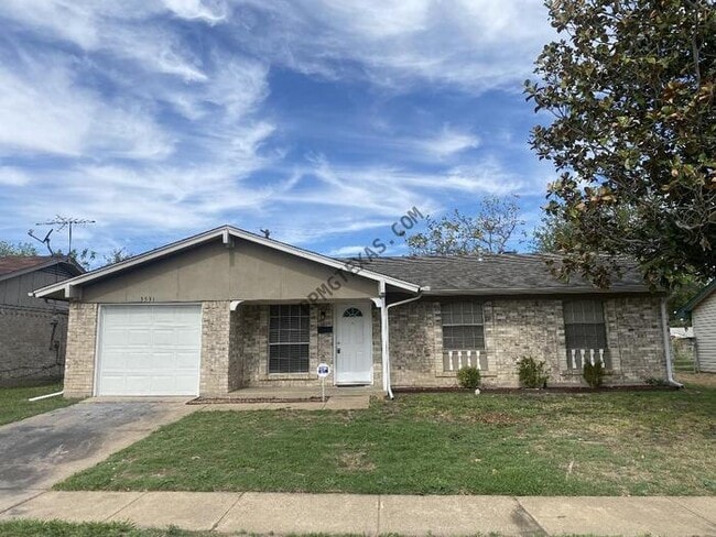 Building Photo - 3531 Softcloud Dr. Dallas, TX 75241