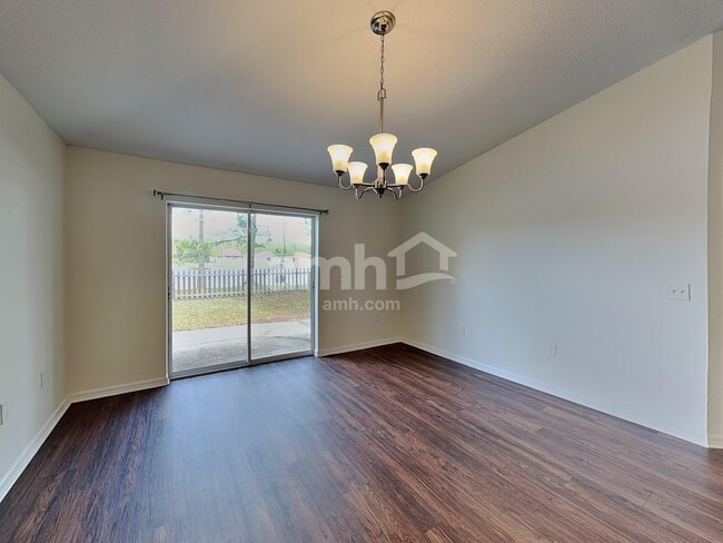 Photo - 5251 Silver Thistle Ln