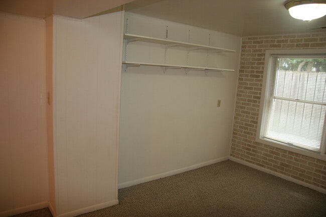 Photo - 121 W Stadium Ave