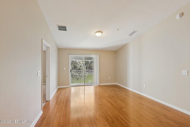 Photo - 7067 Deer Lodge Cir Unit 106