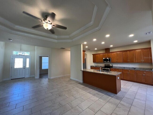 Photo - 6 Sea Shark Path