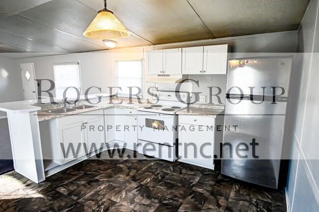 Photo - 3832 Bridges Rd