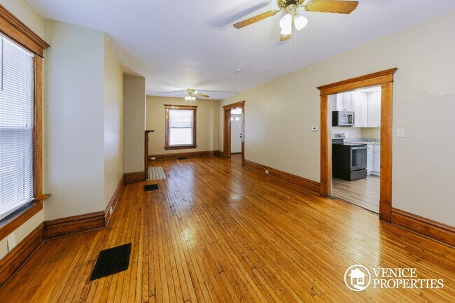 Photo - 2136 Indiana Ave