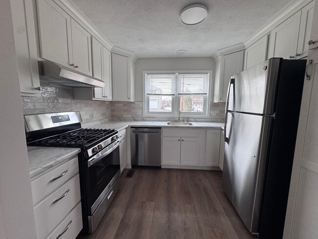 Photo - 168 Pine St Unit 2