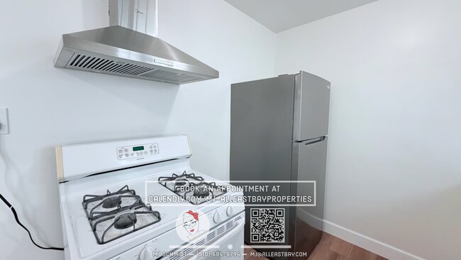 Photo - Remodeled 2 bedroom includes 1 parking spot Unidad D