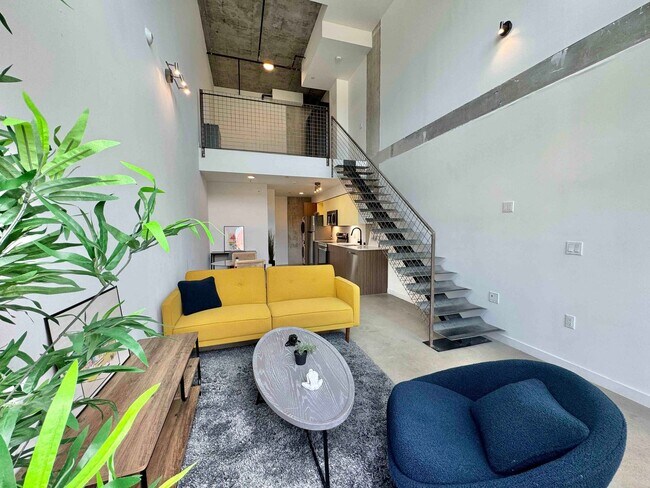 Photo - Harvey Hillcrest