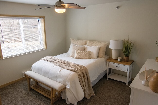 Photo - 9522 E 16 Frontage Rd