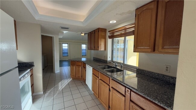 Photo - 516 Archer Pkwy W