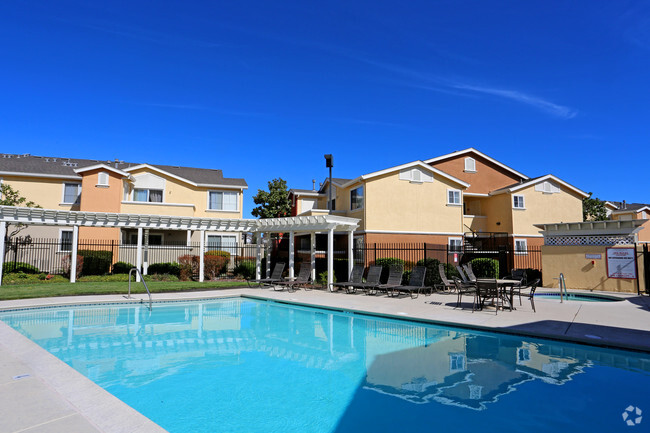 Building Photo - Cornerstone Rental