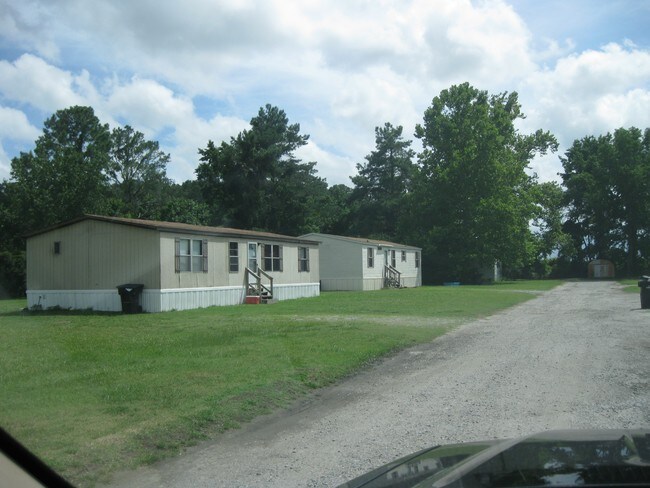 Photo - McMillan Mobile Home Village