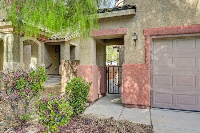 Photo - 9260 Pembrook Falls Ave