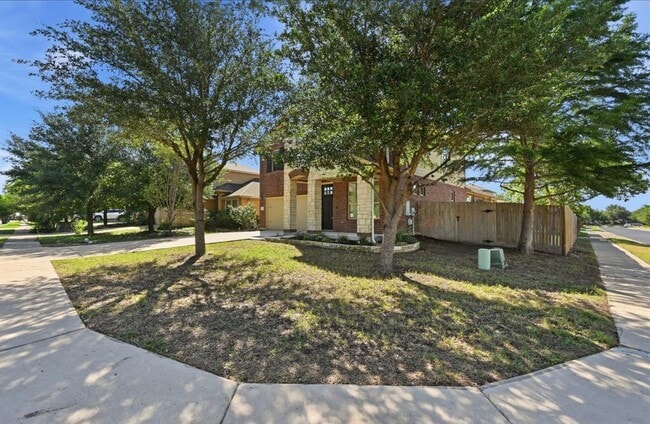 Photo - 351 Wincliff Dr