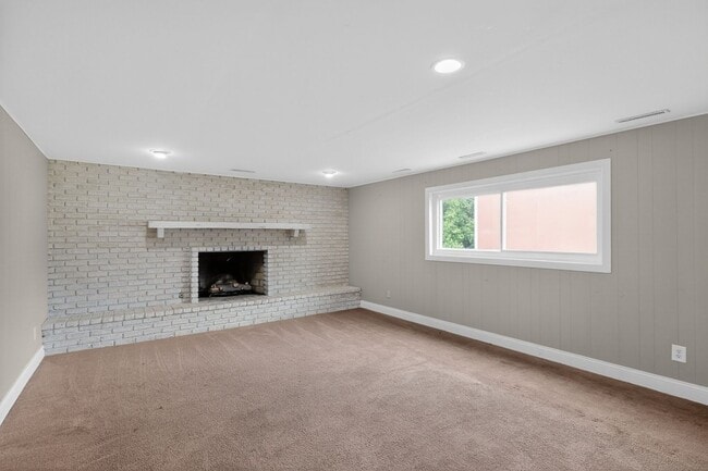 Photo - 3561 Sunrise Dr