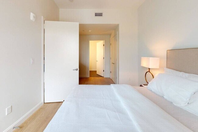 Photo - 66 Chester St