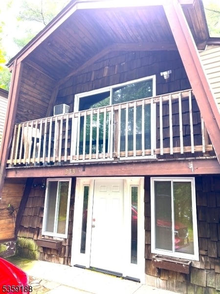 Photo - 233 A Lake Shore N House
