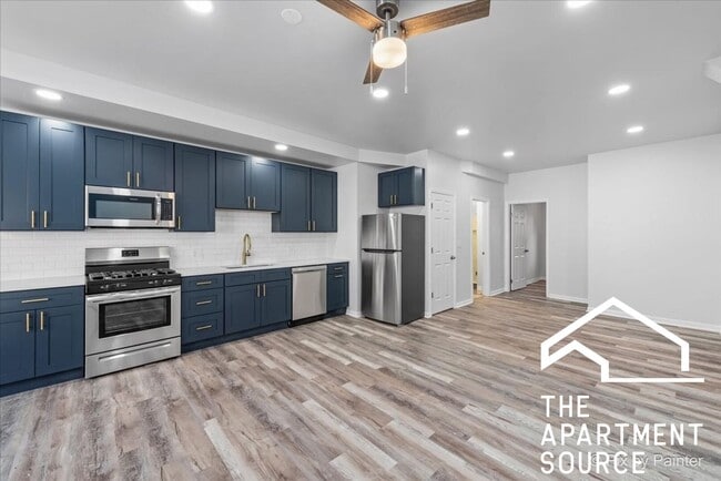 Building Photo - 7319 N Rogers Ave Unit ON Rental