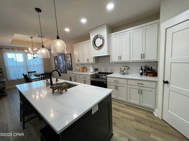 Photo - 3787 Basal St Casa