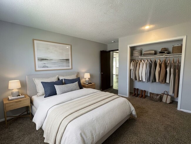 827-827 N 89th Ct Unit 827