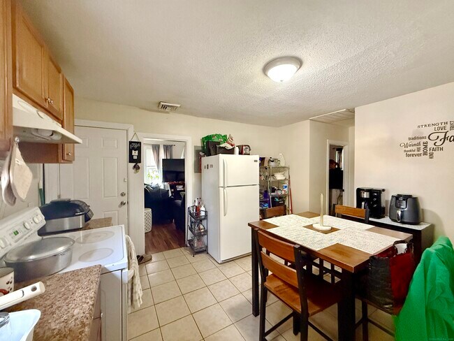 Photo - 12 South St Unit 2nd Floor