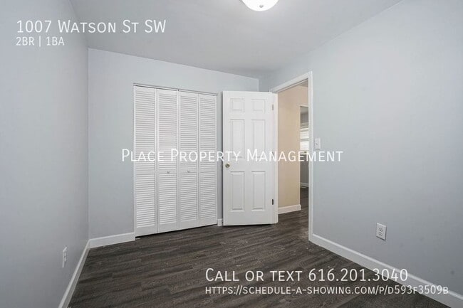 Photo - 1007 Watson St SW
