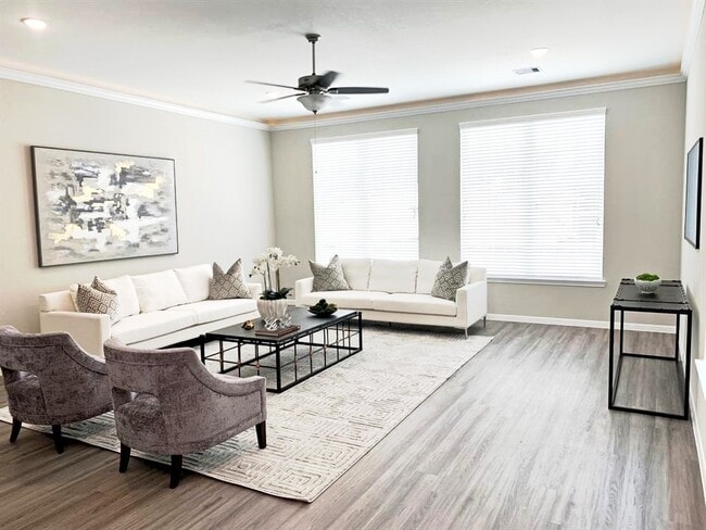 Photo - 5609 Mina Way