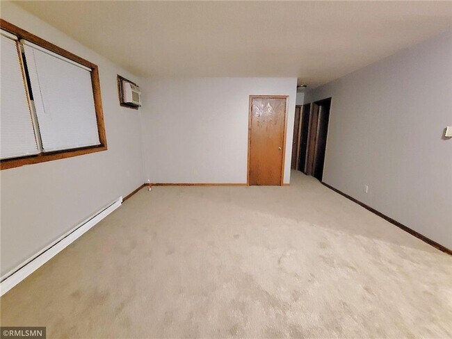 Photo - 710 Hillcrest St Unit #2