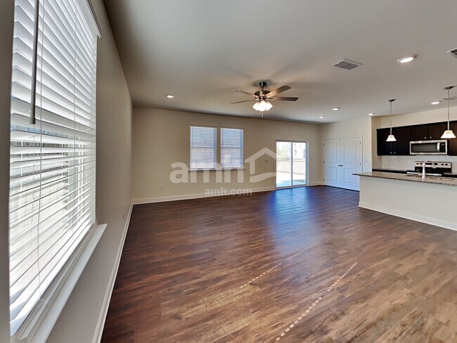 Photo - 593 Smt Vw Ln