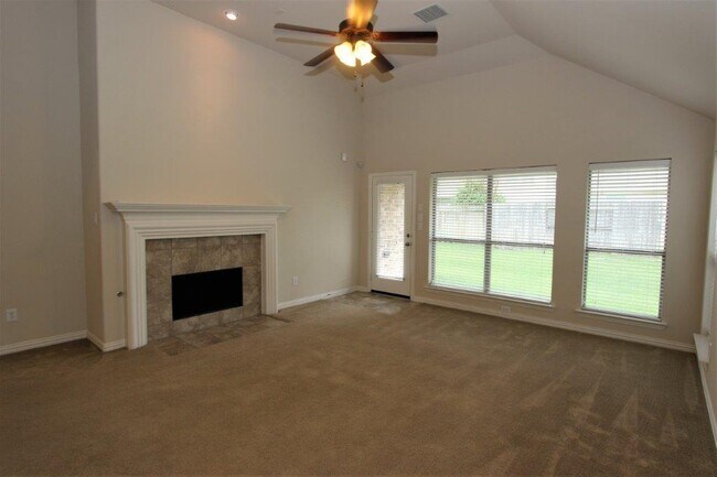 Photo - 8902 Peach Oak Crossing