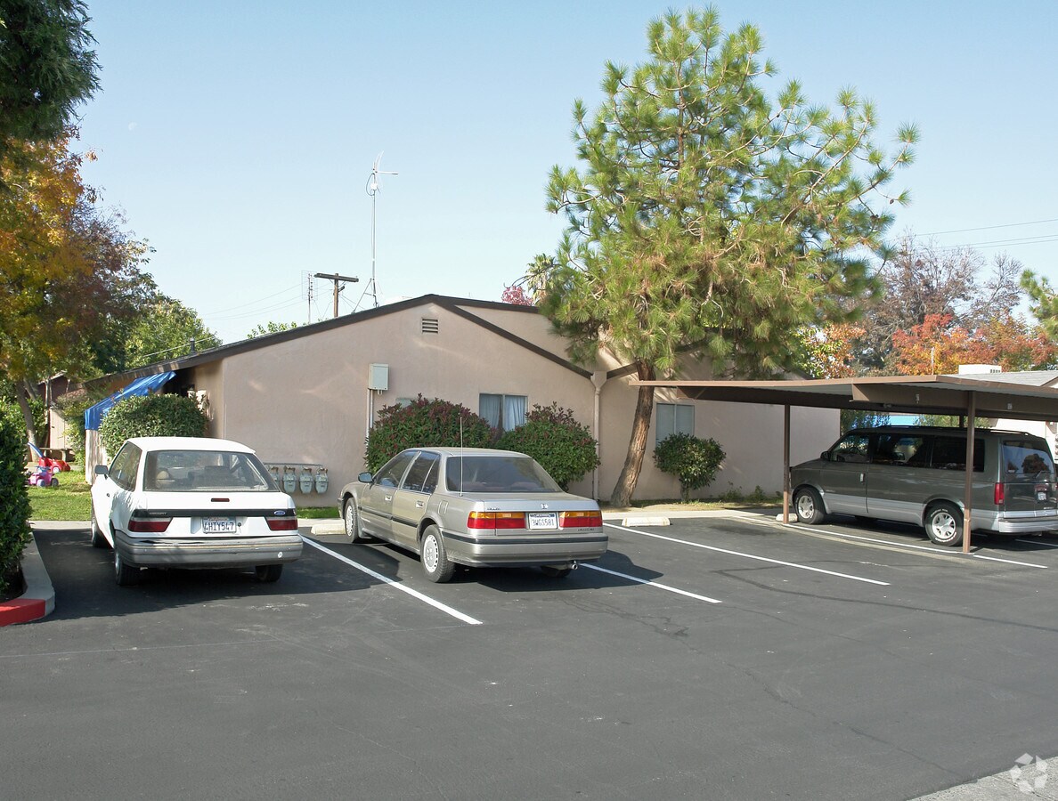 Photo - Sierra Gardens Apartments