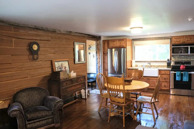 Building Photo - 5415 W 3000 S Unit ID1310700P Rental