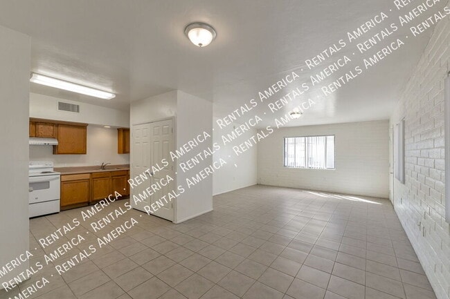 Photo - 7051 S 6th Ave