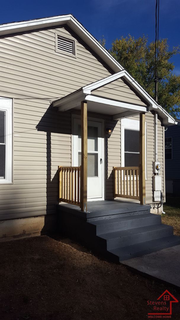 Photo - 1123 Massachusetts Ave