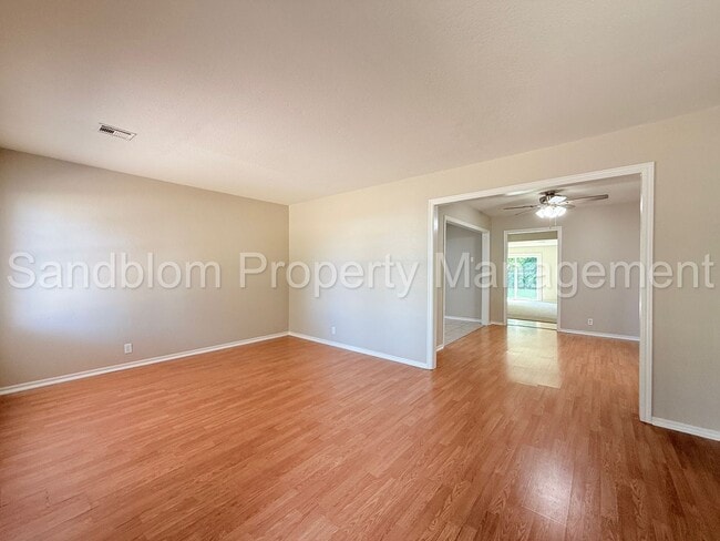 Photo - 35 S Joplin Ave