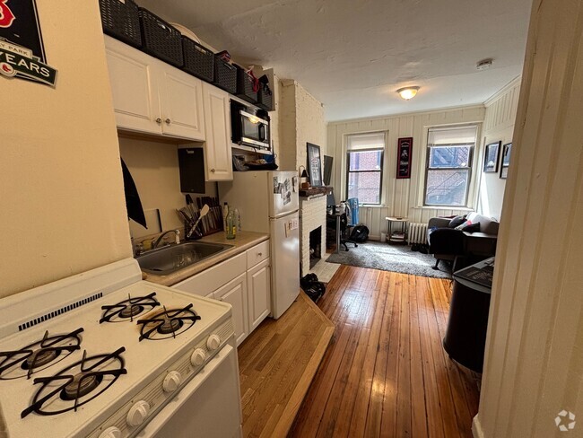 Building Photo - 63 Myrtle St Unit 9 Rental