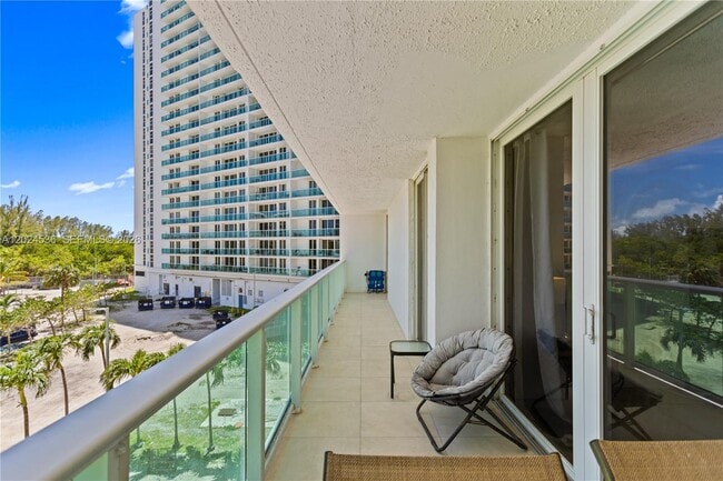 Photo - 100 Bayview Dr Unidad 307
