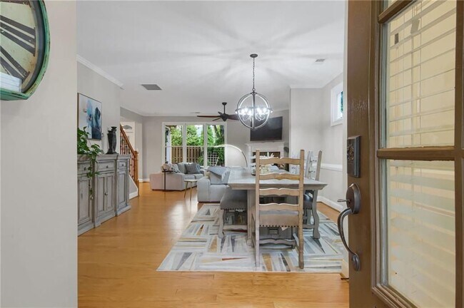 Photo - 120 Cornerstone Pl