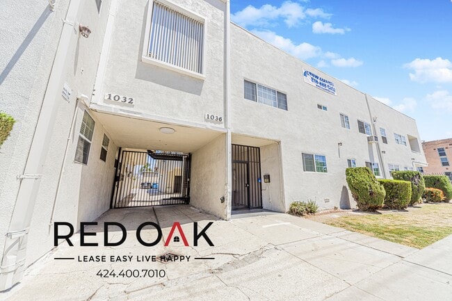 1032-1036 S Normandie Ave-1032-202