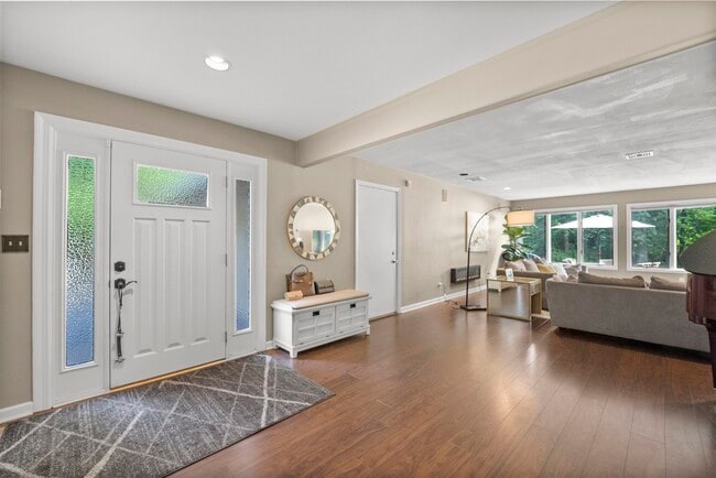 Photo - 926 Norgate Dr