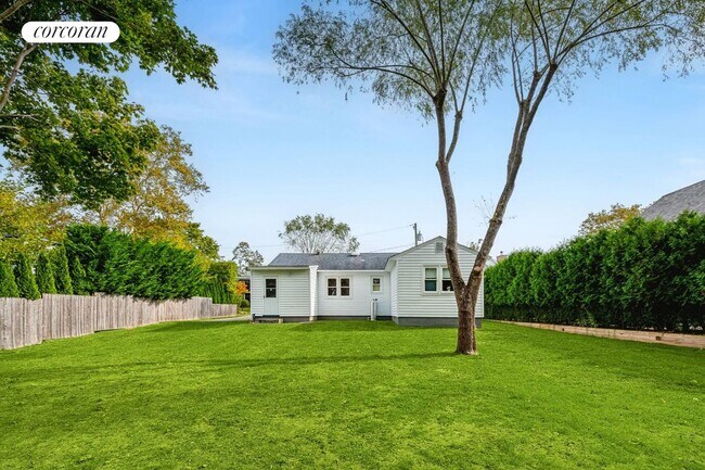 Photo - 26 Meadowlark Ln