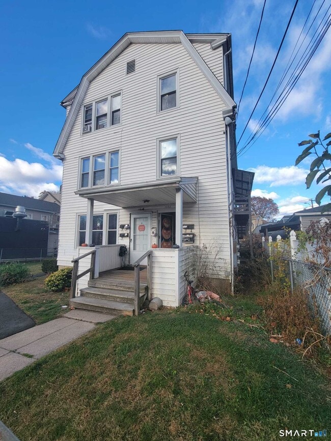 Building Photo - 1048 Broad St Unit 2B