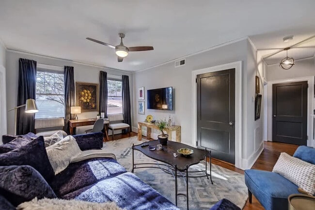 Photo - 518 Lamar Ave Unidad FL1-ID1331054P