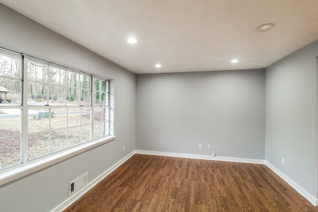 Photo - Fantastic 4bd/3ba home! Coming soon!