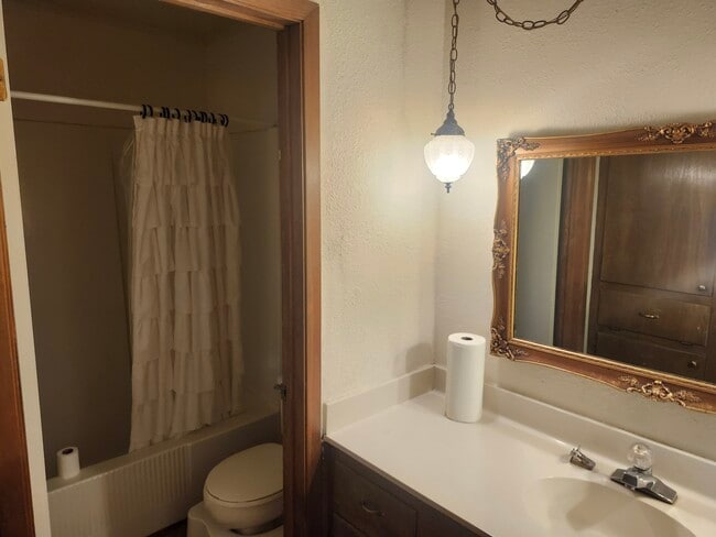 Photo - 4710 Edinburgh Dr