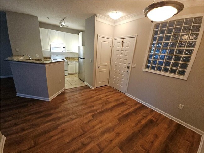 Photo - 10 Perimeter Summit Blvd Unit 1303