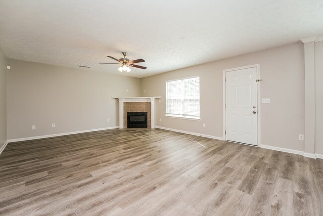 Photo - 3487 Temple Ridge Ct SW