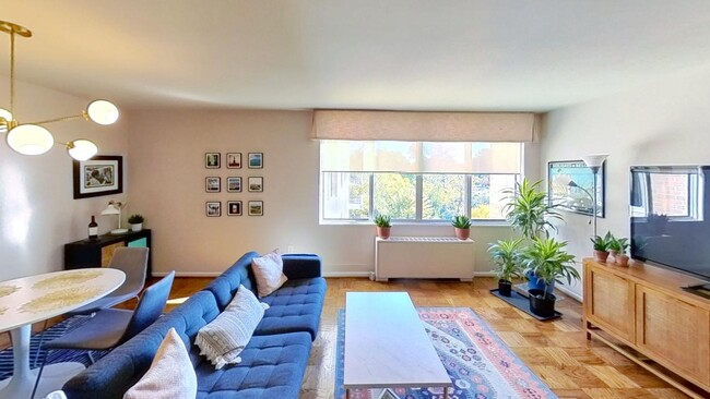 Photo - 2939 Van Ness St NW Townhome