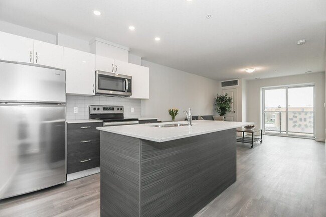 Photo - 50 Hickory St W Unit 404