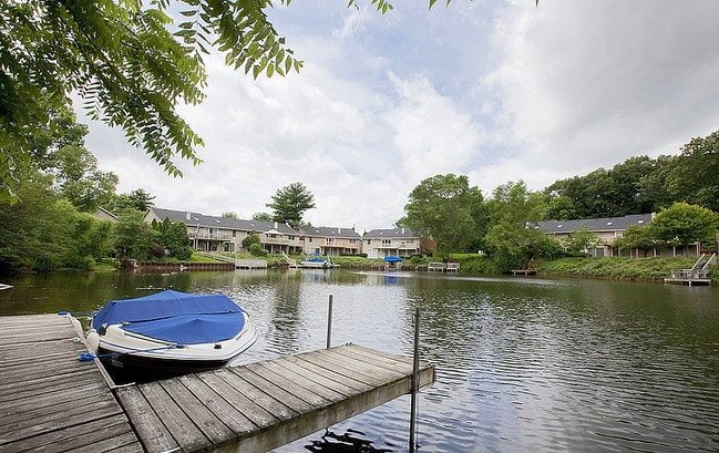 River Pointe Apartments
