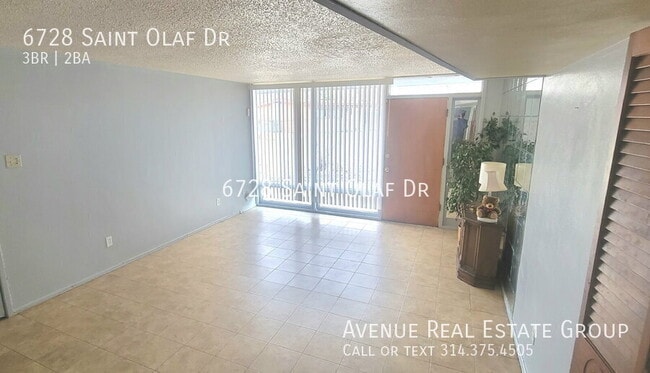 Photo - 6728 St Olaf Dr