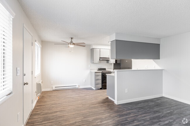 1BR, 1BA - 680SF - The Jackson